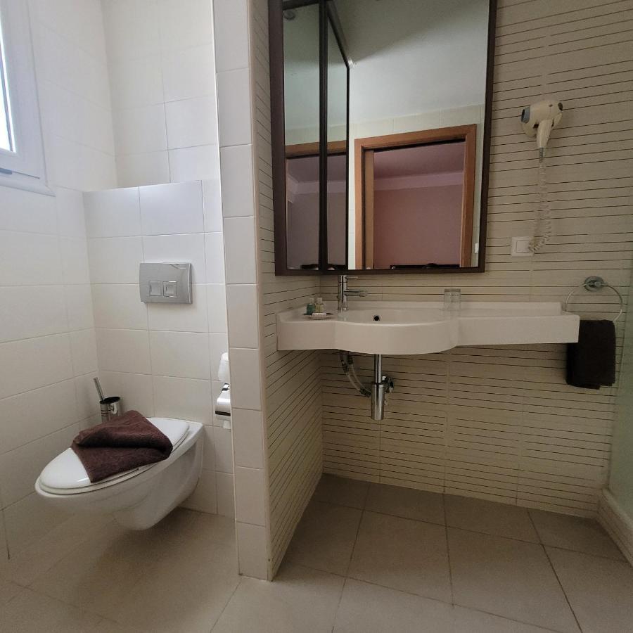 Hotel Tiba Tunis Eksteriør billede