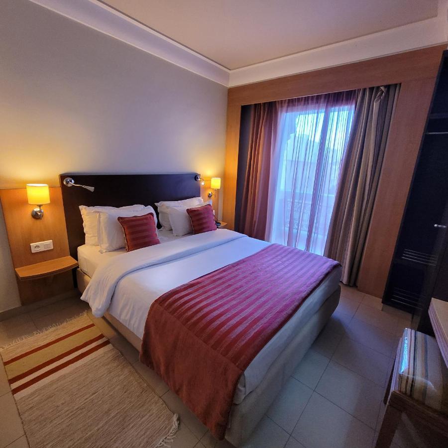 Hotel Tiba Tunis Eksteriør billede